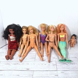 Lot of 7 Barbie and Disney Dolls Mermaid Princess Moana Baby Doll